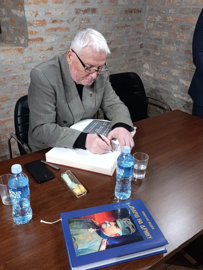 IMG-5dac83fe4fdfeeb720cd52f1616433ef-V